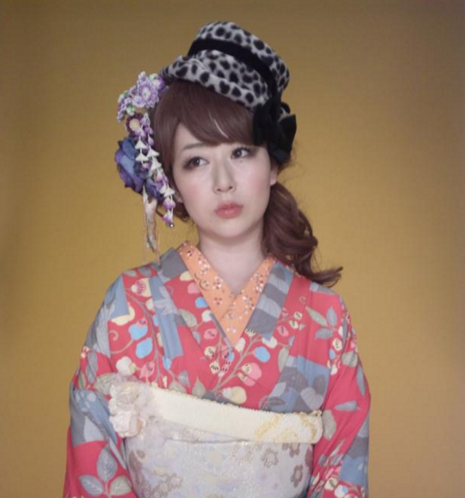 東村アキコ