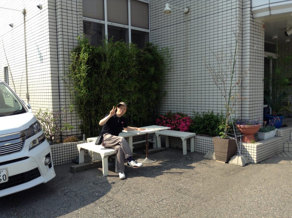 ベンチ