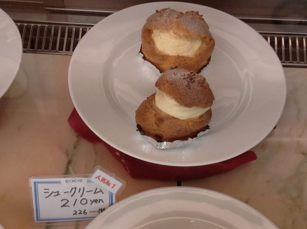 シュークリーム