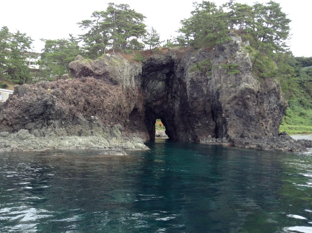 巌門