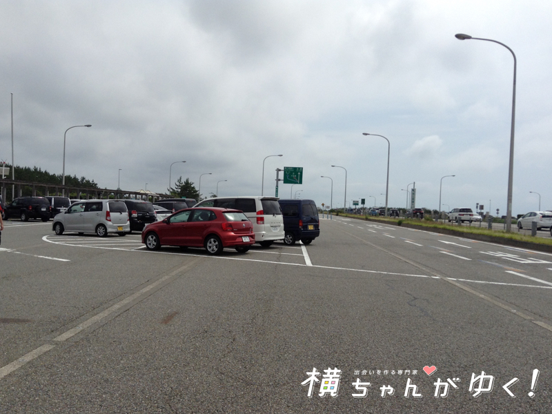 里山館駐車場